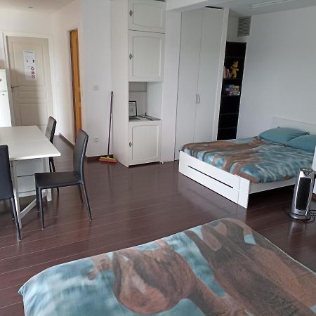 Studio Independant 40M² Avec Jardin Prive Hauteville-Lompnes Zewnętrze zdjęcie
